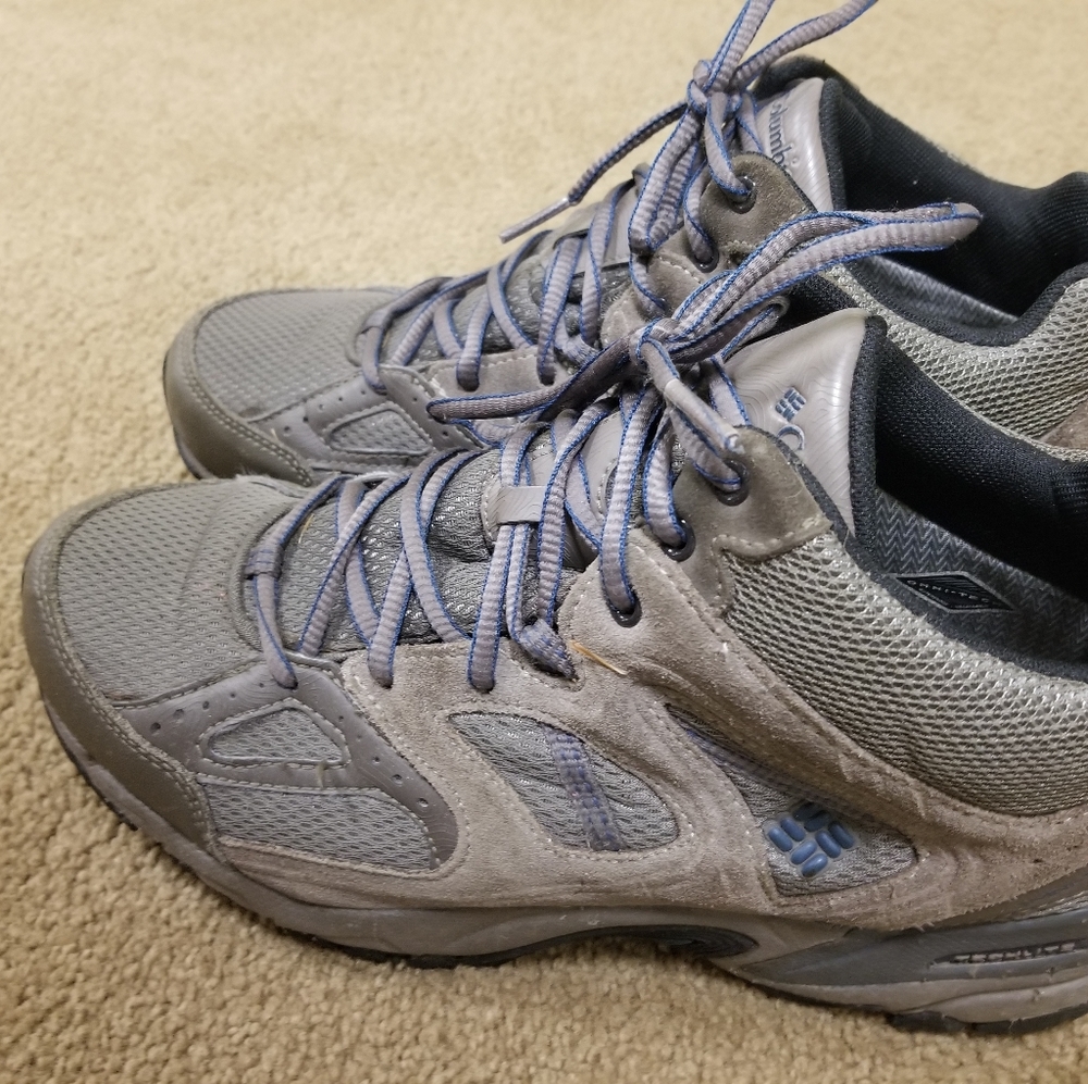 Columbia hiking boots mens size 9.5 regular
